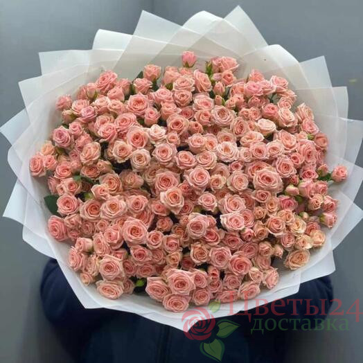 Букет из 51 кустовые розы